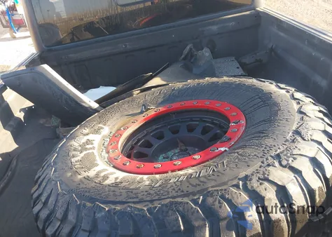 2020 Jeep Gladiator Sport S 4X4 z USA, uszkodzony, nr VIN 1C6HJTAG6LL215048